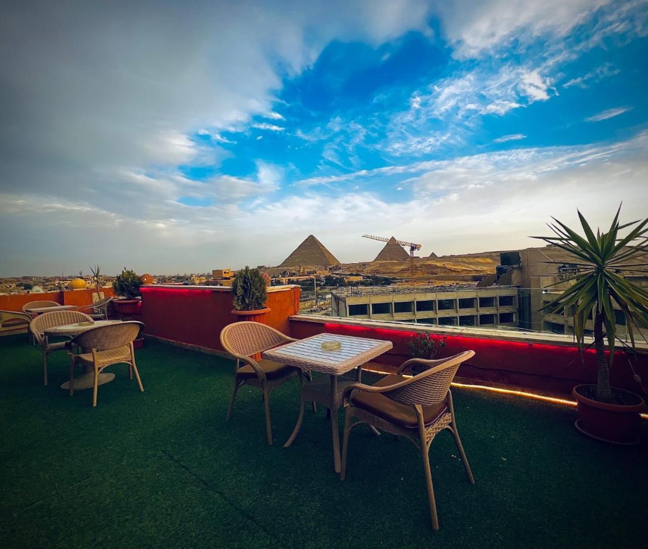 Grand Pyramids In Hotell Giza Eksteriør bilde